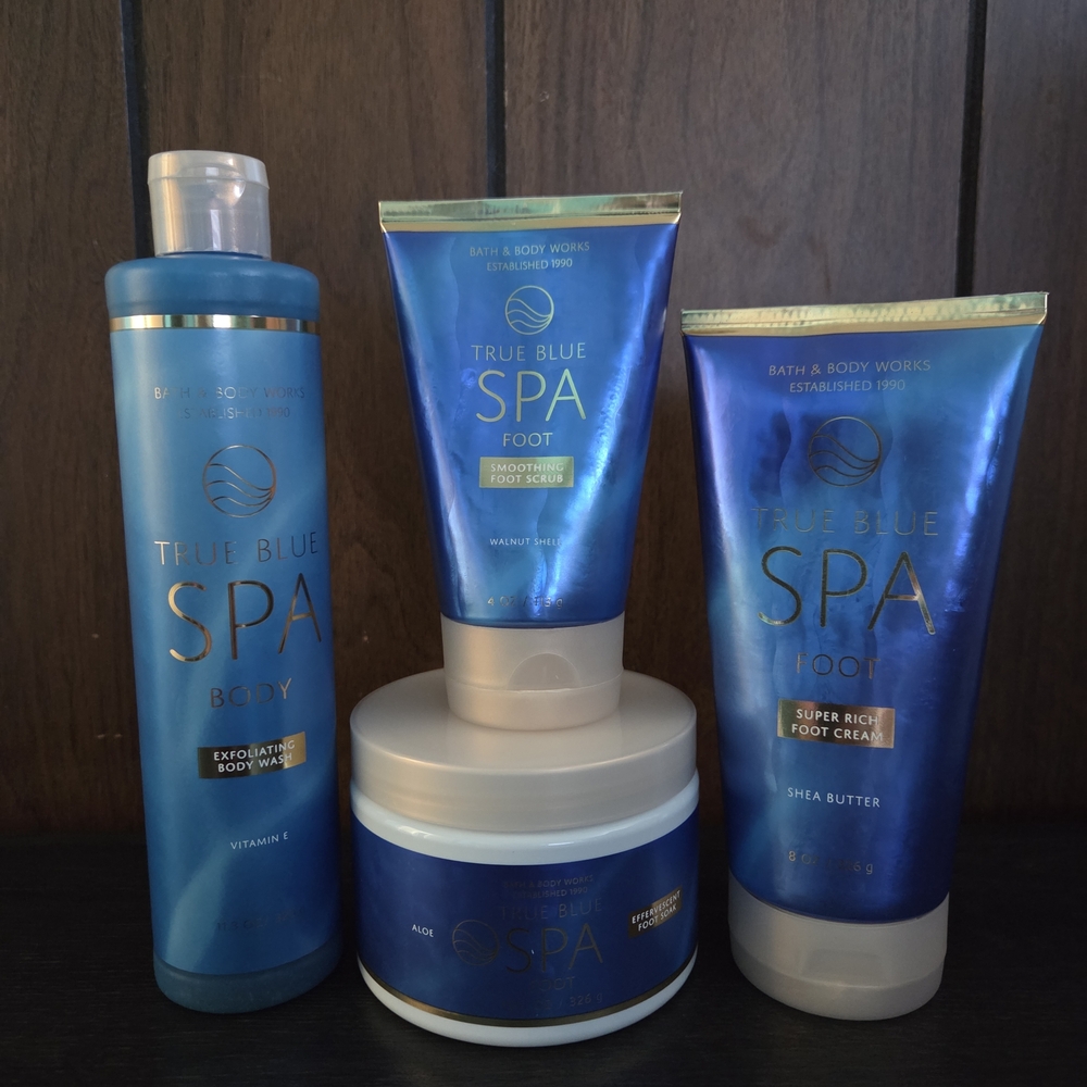 Bath & Body Works True Blue Spa Foot & Body Care Set